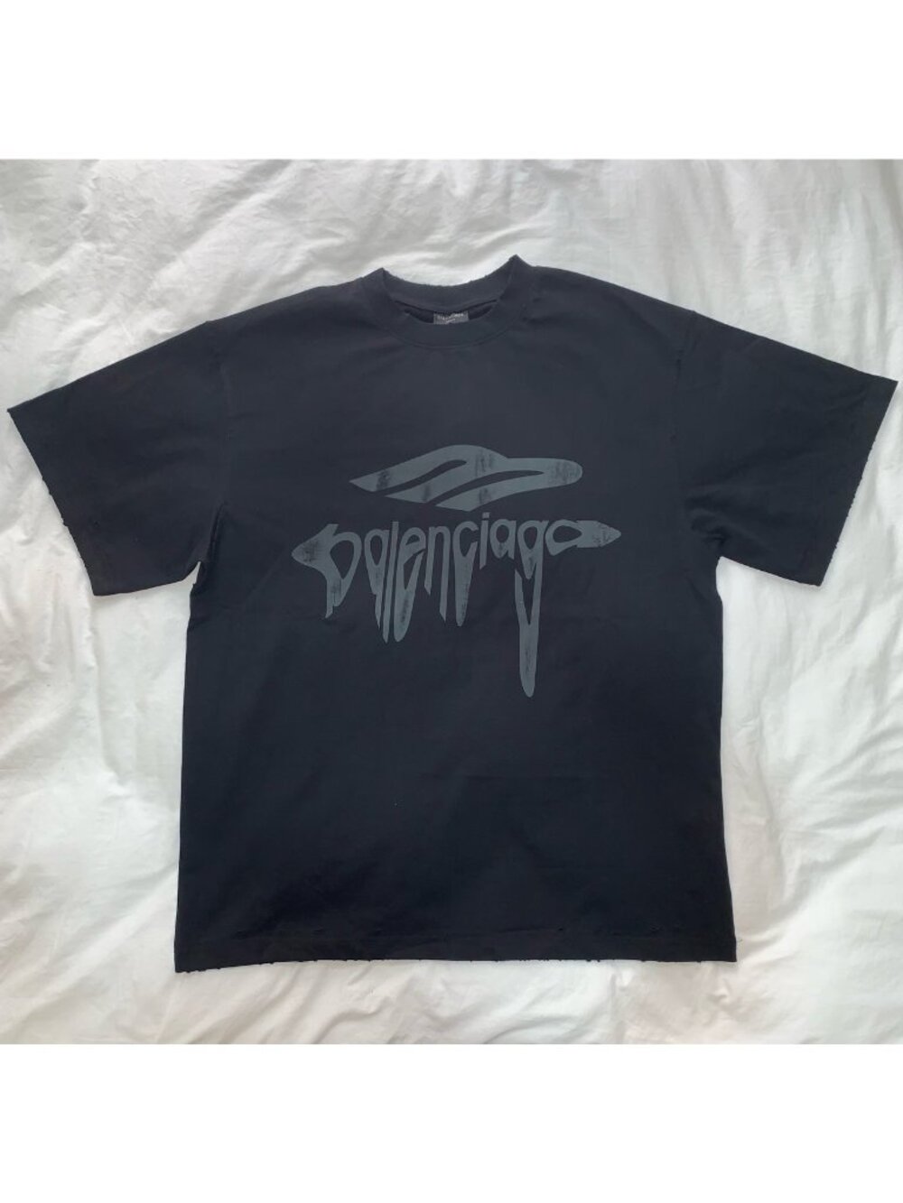 BLACK BALENCIAGA TEE
